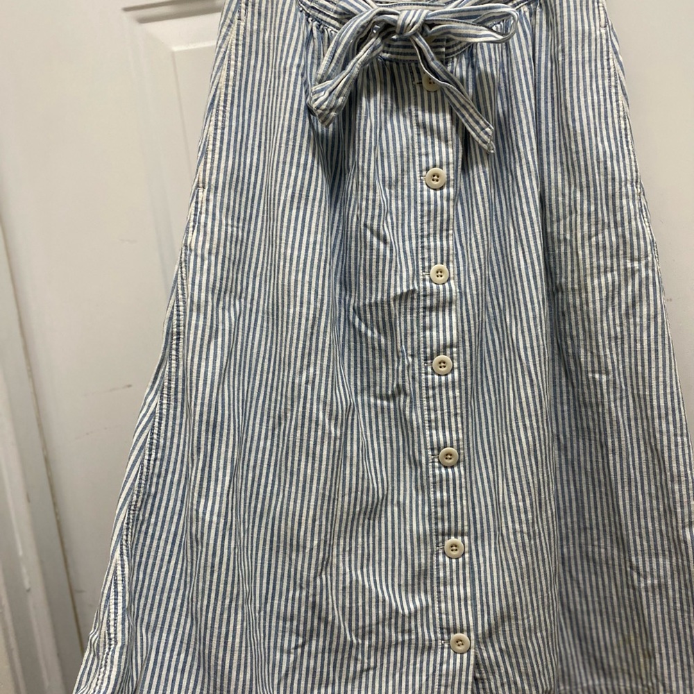 Madewell Blue and White Striped A-Line Skirt with pockets